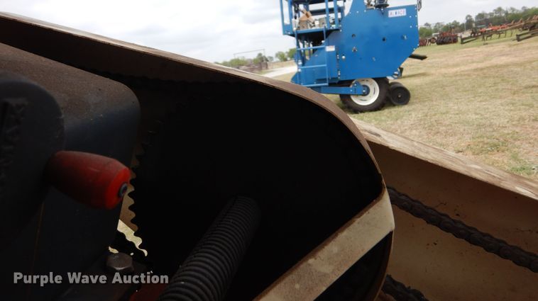 image for item JR9497 1997 Hege 1000  twin row grain drill