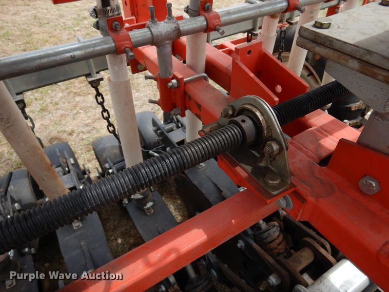 image for item JR9497 1997 Hege 1000  twin row grain drill