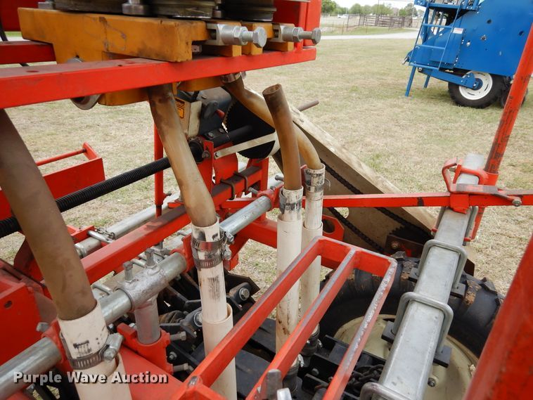 image for item JR9497 1997 Hege 1000  twin row grain drill