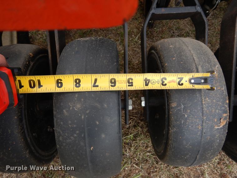 image for item JR9497 1997 Hege 1000  twin row grain drill