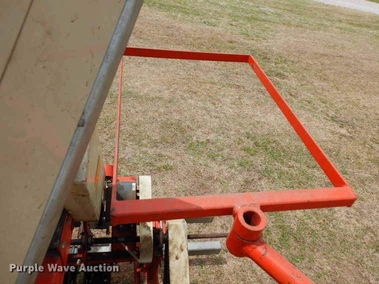 image for item JR9497 1997 Hege 1000  twin row grain drill