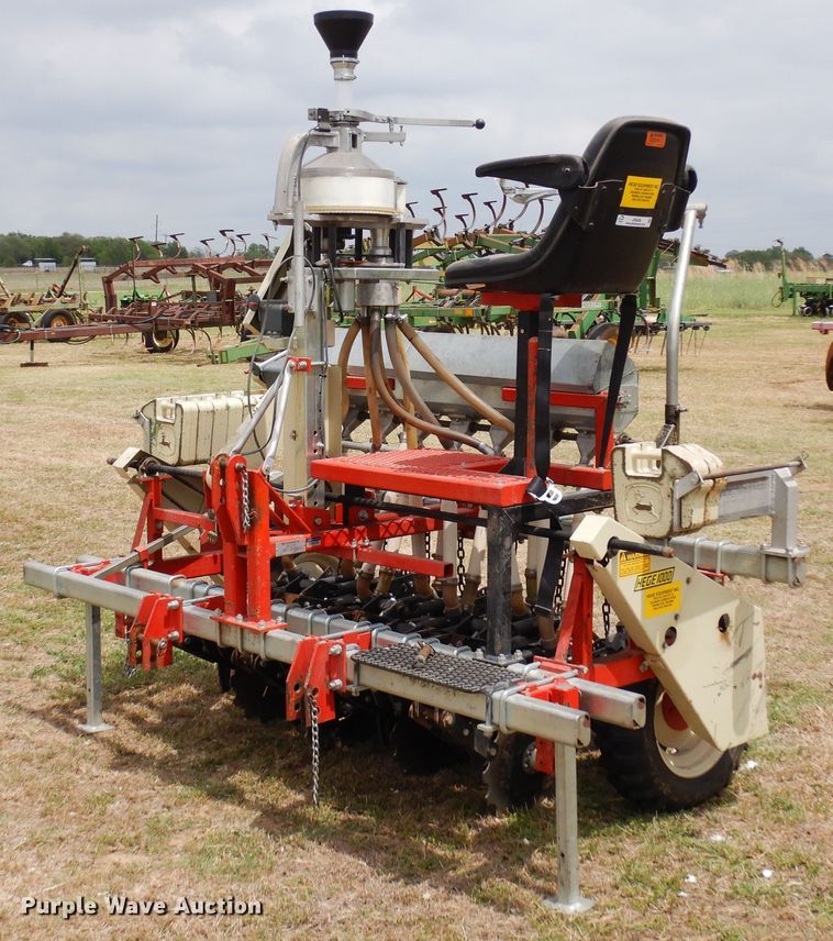 image for item JR9498 2007 Hege 1000  twin row grain drill