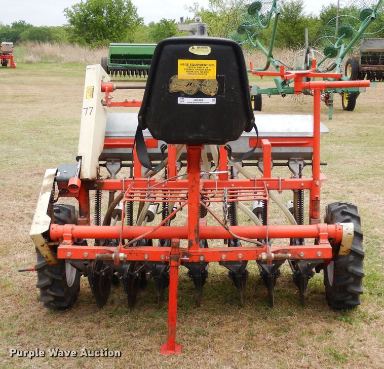 image for item JR9499 Hege 500  grain drill