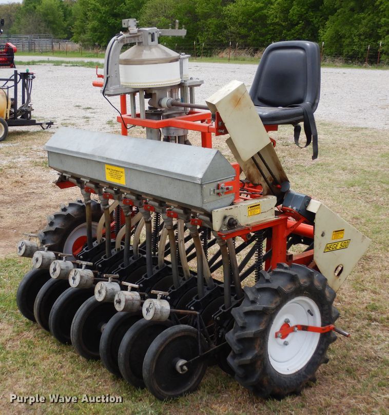 image for item JR9499 Hege 500  grain drill