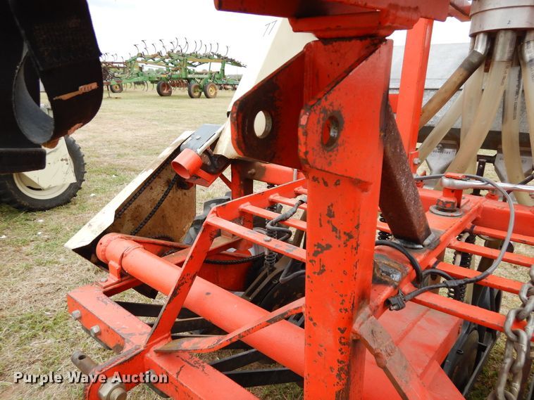 image for item JR9499 Hege 500  grain drill