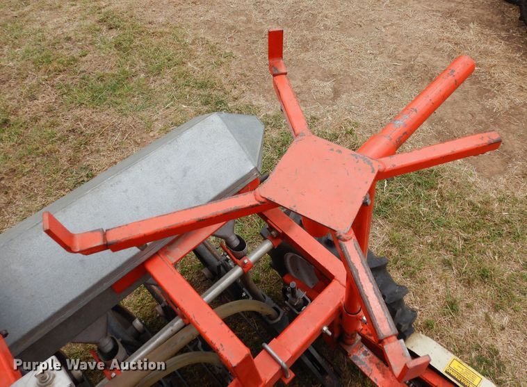 image for item JR9499 Hege 500  grain drill