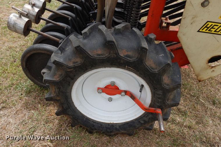 image for item JR9499 Hege 500  grain drill