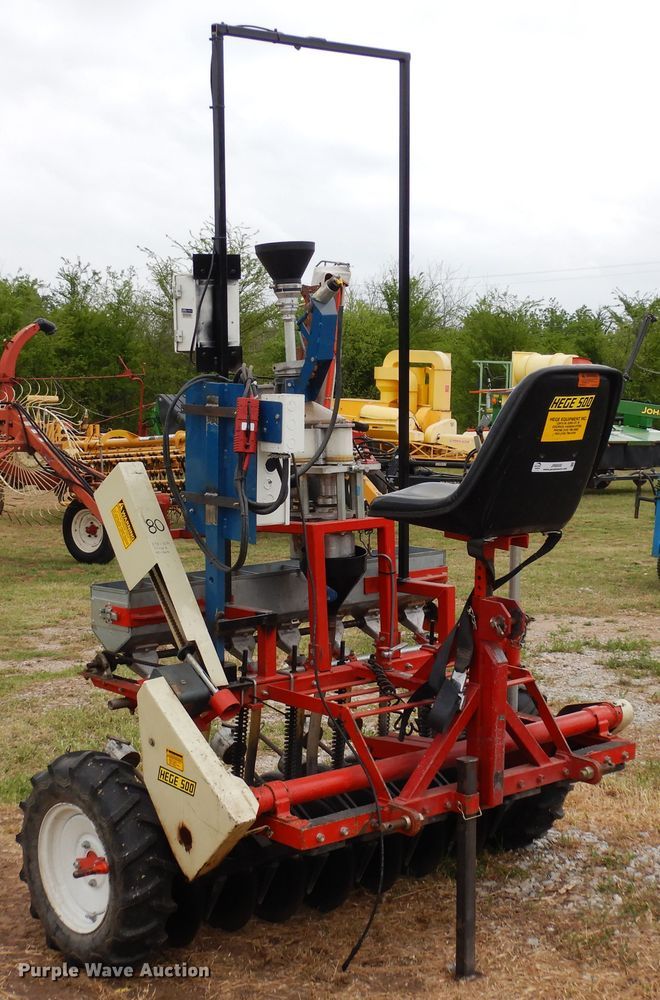 image for item JR9500 2004 Hege 500  grain drill