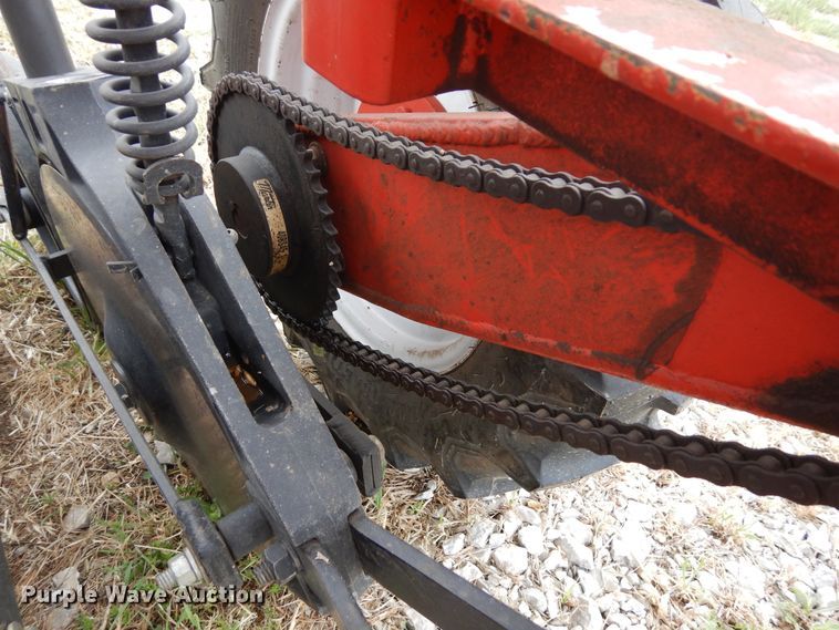 image for item JR9500 2004 Hege 500  grain drill