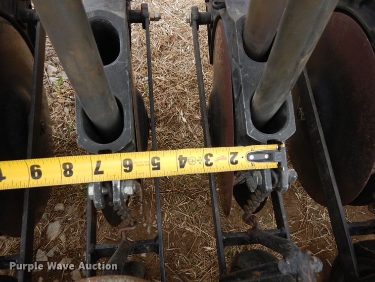 image for item JR9500 2004 Hege 500  grain drill