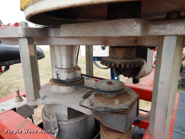 image for item JR9500 2004 Hege 500  grain drill