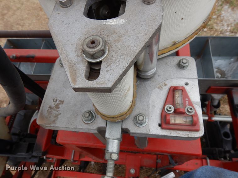 image for item JR9500 2004 Hege 500  grain drill