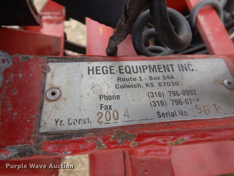 image for item JR9500 2004 Hege 500  grain drill