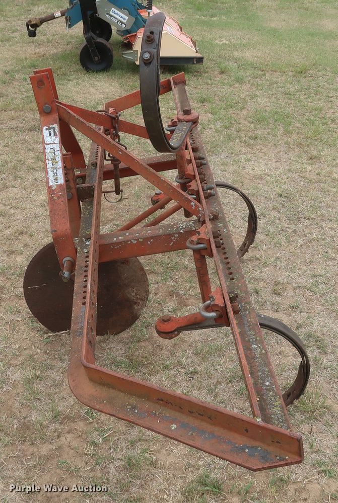 image for item JR9505 Fred-cain  field cultivator