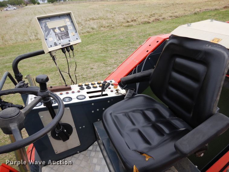 image for item JR9521 2004 Hege 212  PRWD forage harvester