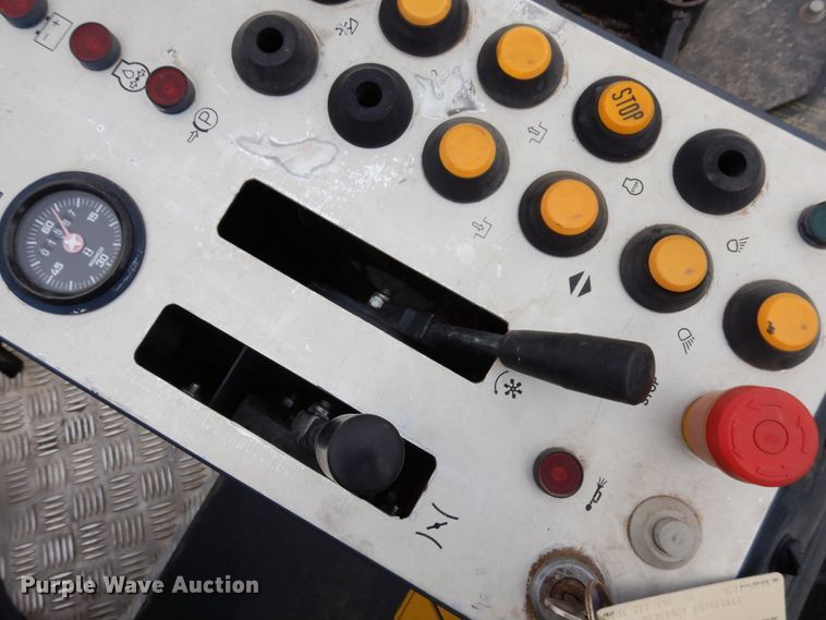 image for item JR9521 2004 Hege 212  PRWD forage harvester