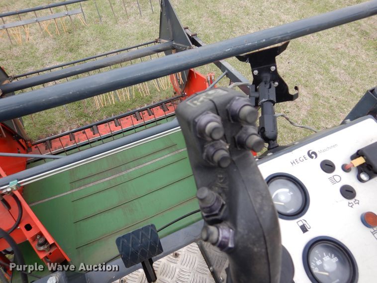 image for item JR9521 2004 Hege 212  PRWD forage harvester