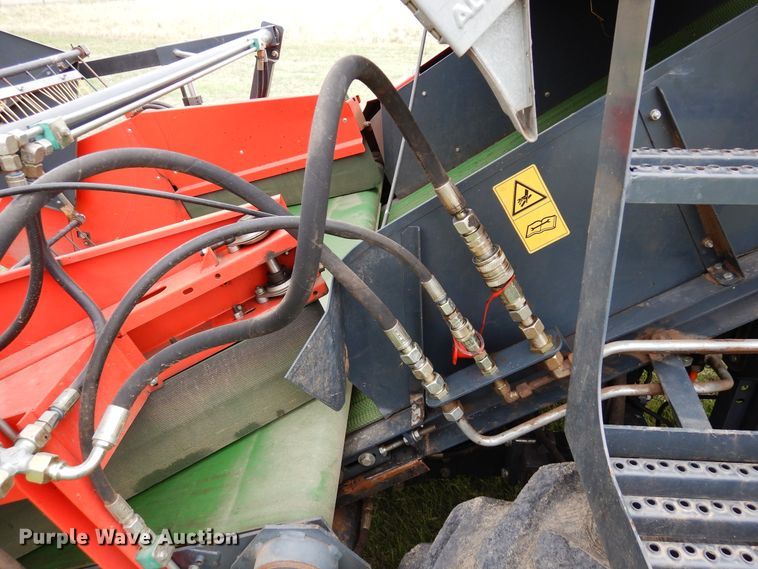 image for item JR9521 2004 Hege 212  PRWD forage harvester