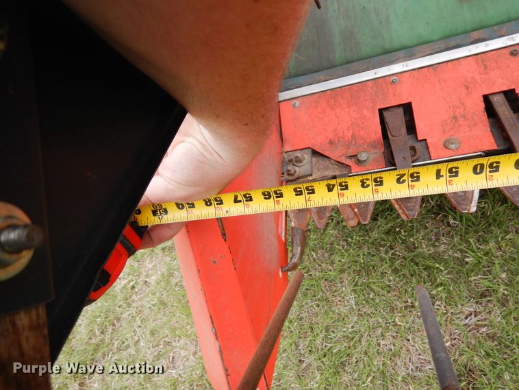 image for item JR9521 2004 Hege 212  PRWD forage harvester