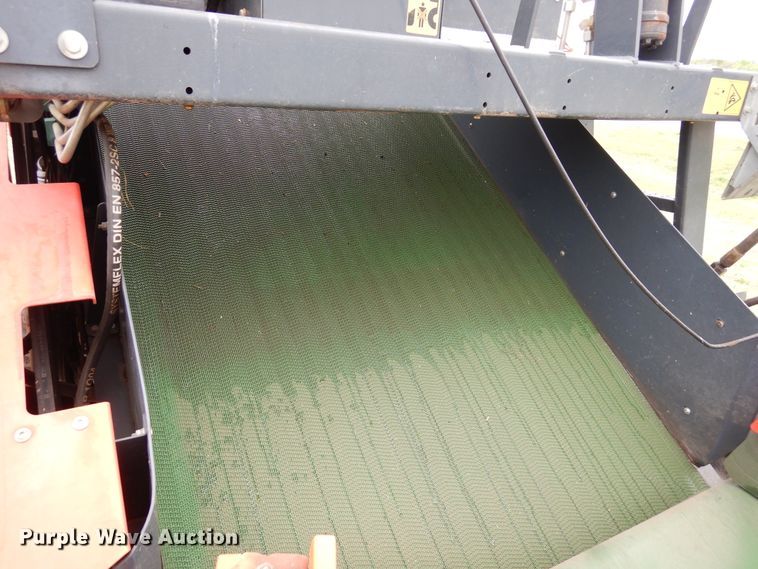 image for item JR9521 2004 Hege 212  PRWD forage harvester