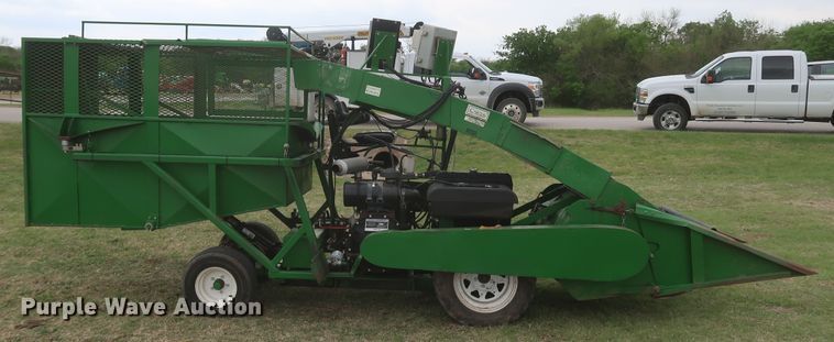 image for item JR9522 2008 Carter  forage harvester