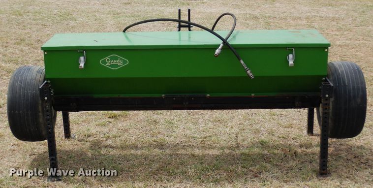 image for item JR9526 Gandy  drop spreader