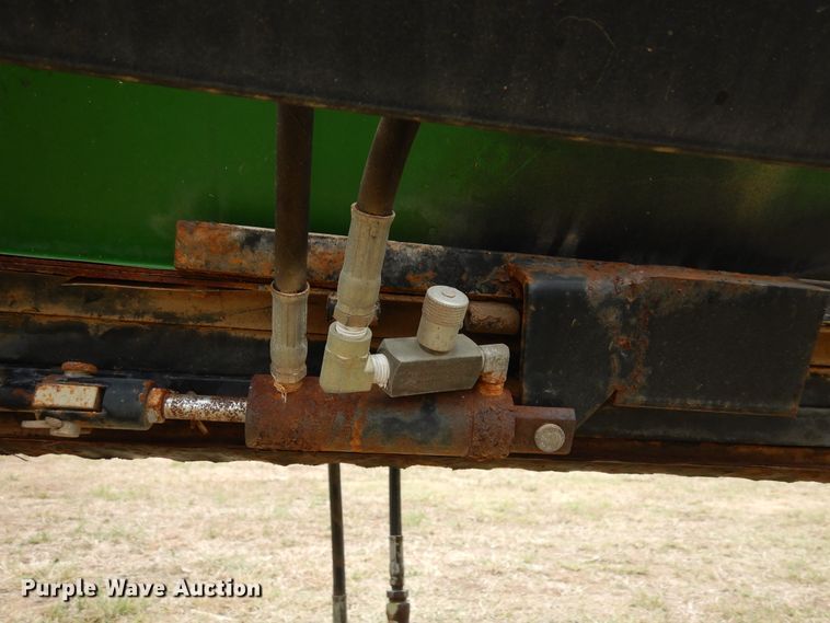 image for item JR9526 Gandy  drop spreader