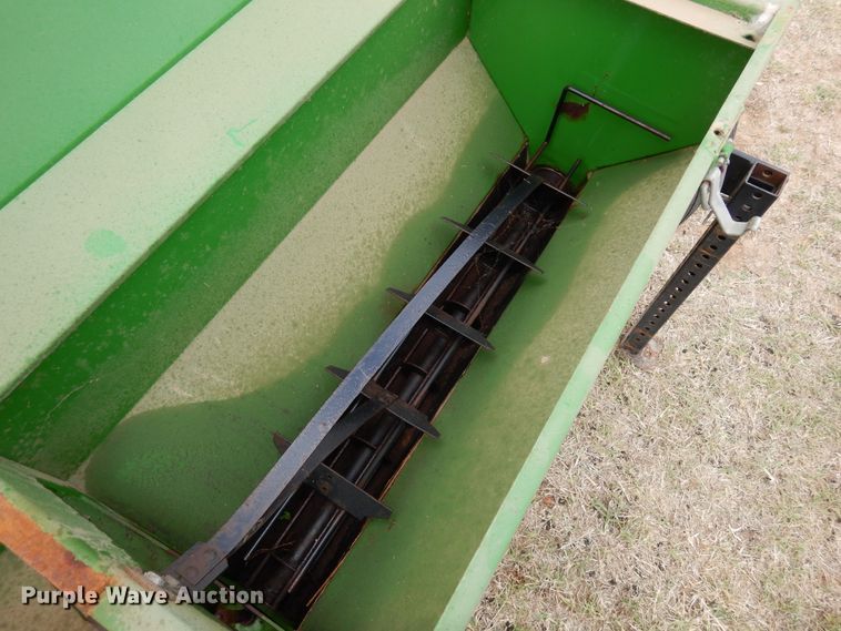 image for item JR9526 Gandy  drop spreader