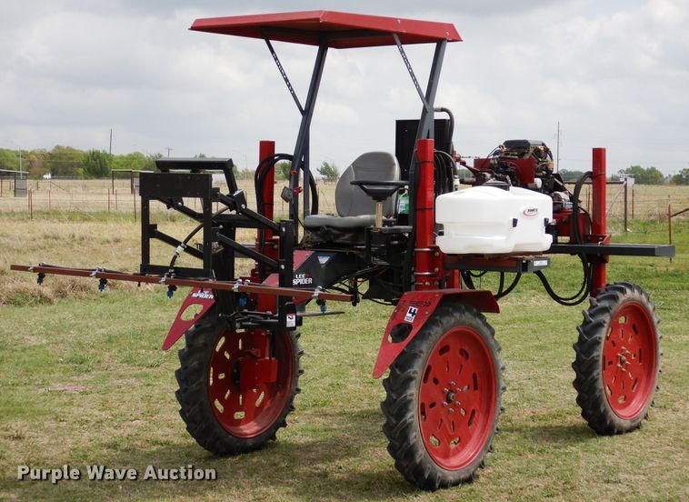 image for item JR9528 2013 LeeAgra Spider  sprayer