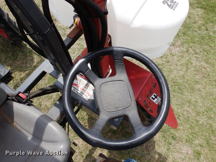 image for item JR9528 2013 LeeAgra Spider  sprayer