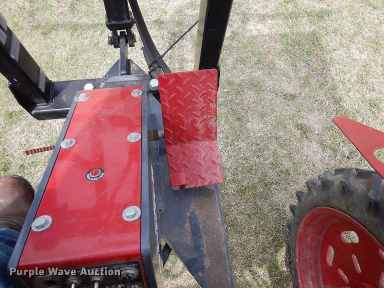 image for item JR9528 2013 LeeAgra Spider  sprayer