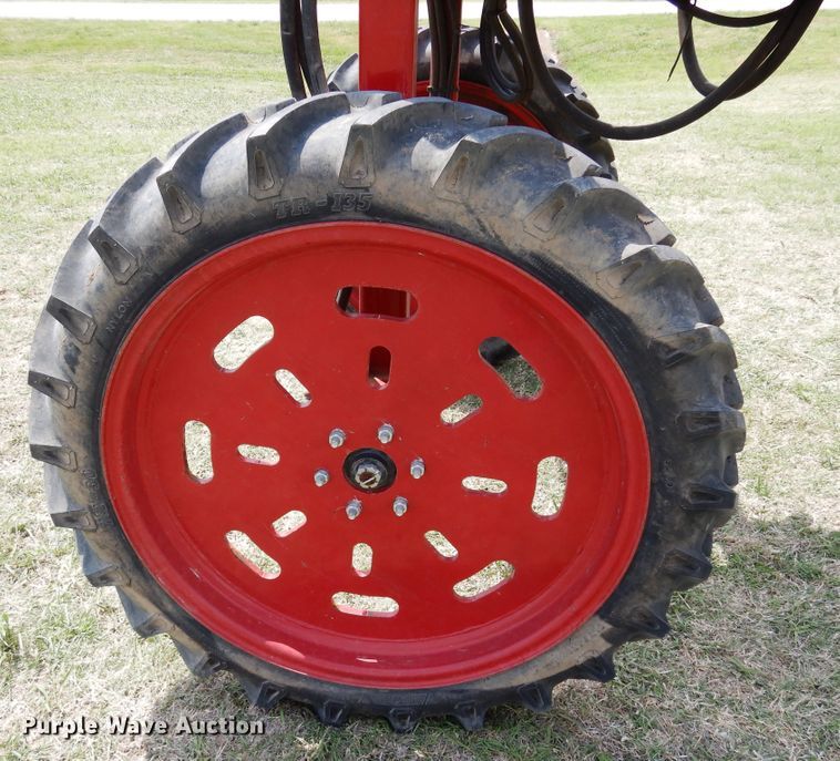 image for item JR9528 2013 LeeAgra Spider  sprayer