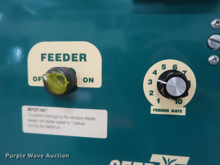 image for item JR9535 2019 SeedTech STS-MC3  cabinet seed separator