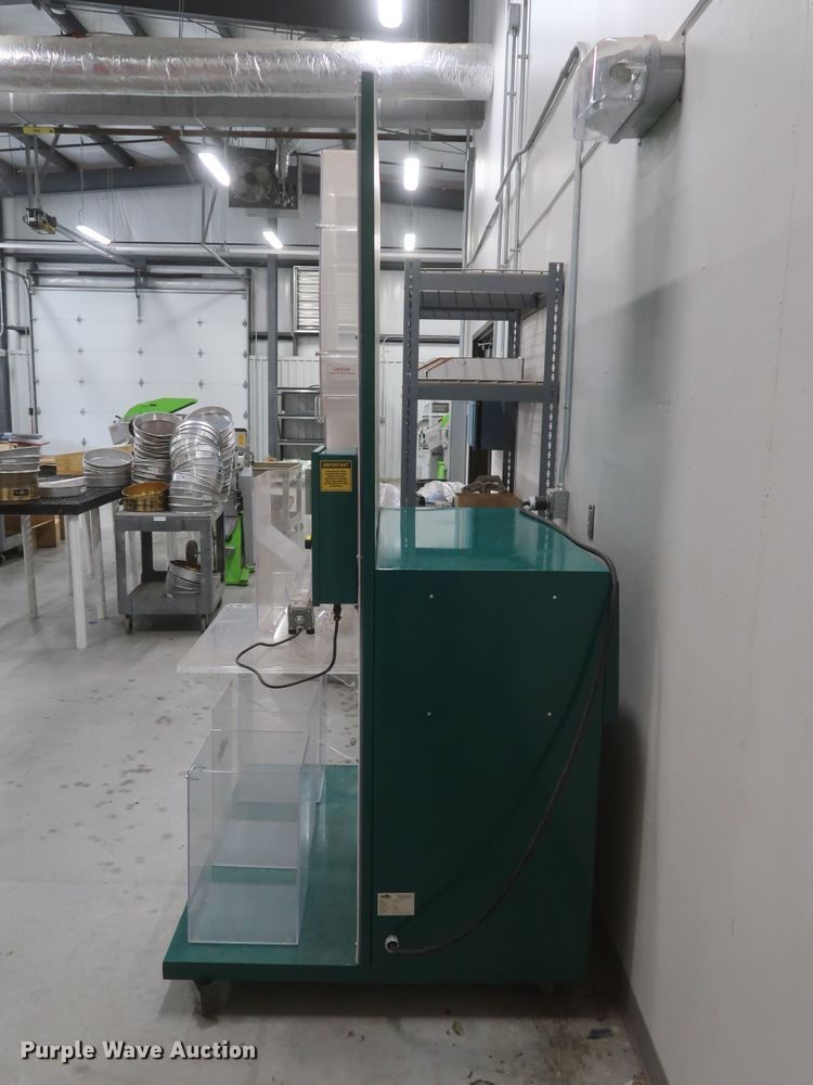 image for item JR9535 2019 SeedTech STS-MC3  cabinet seed separator