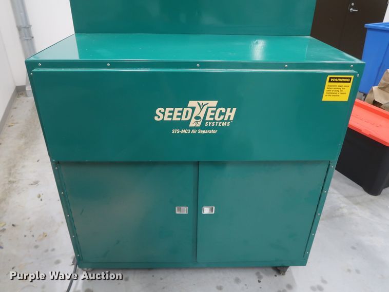 image for item JR9535 2019 SeedTech STS-MC3  cabinet seed separator
