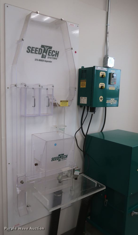 image for item JR9536 (4) 2019 SeedTech STS-WM2D vacuum seed separators