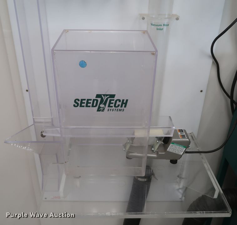 image for item JR9536 (4) 2019 SeedTech STS-WM2D vacuum seed separators