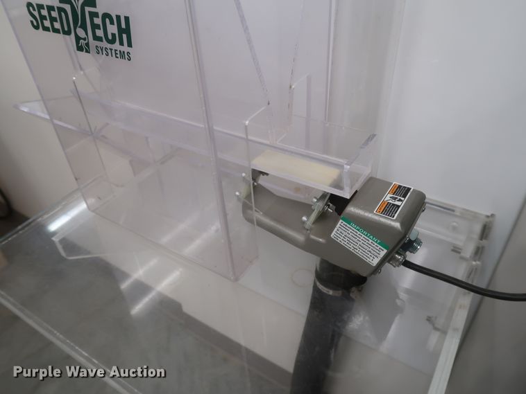 image for item JR9536 (4) 2019 SeedTech STS-WM2D vacuum seed separators
