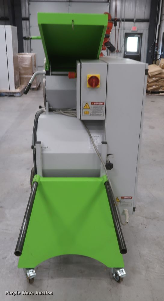 image for item JR9551 2014 Wintersteiger LD350  laboratory seed thresher