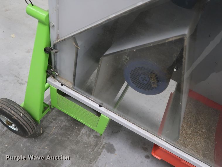 image for item JR9552 2011 Wintersteiger LD350  laboratory seed thresher