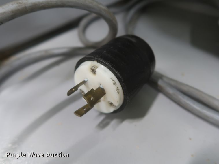 image for item JR9552 2011 Wintersteiger LD350  laboratory seed thresher