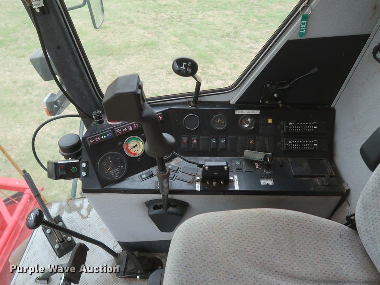 image for item JR9560 2010 Kincaid Sampo Rosenlew 8-XP  combine