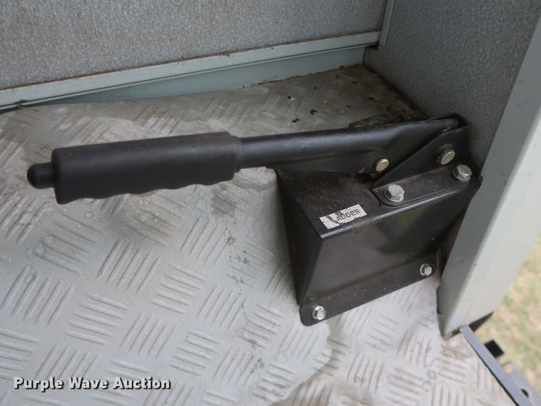 image for item JR9560 2010 Kincaid Sampo Rosenlew 8-XP  combine