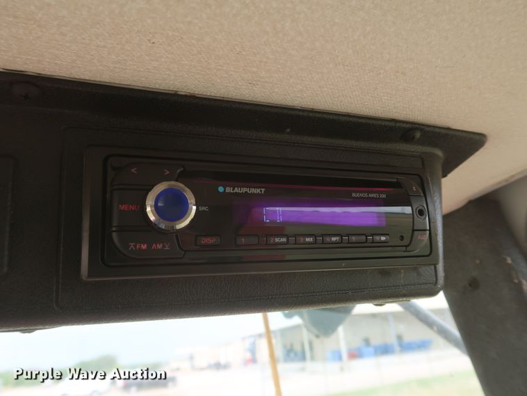 image for item JR9560 2010 Kincaid Sampo Rosenlew 8-XP  combine