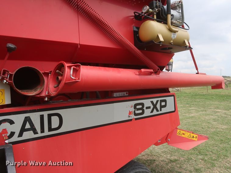 image for item JR9560 2010 Kincaid Sampo Rosenlew 8-XP  combine