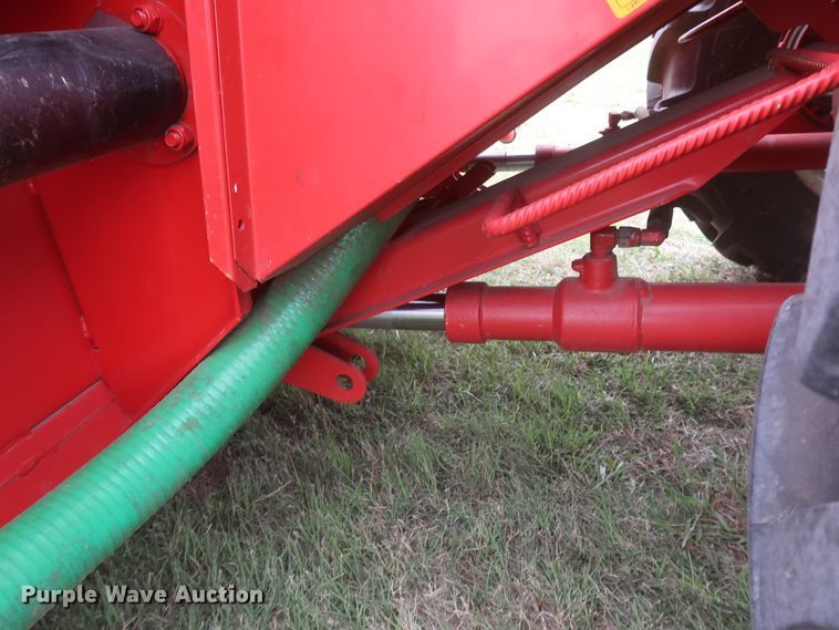 image for item JR9560 2010 Kincaid Sampo Rosenlew 8-XP  combine