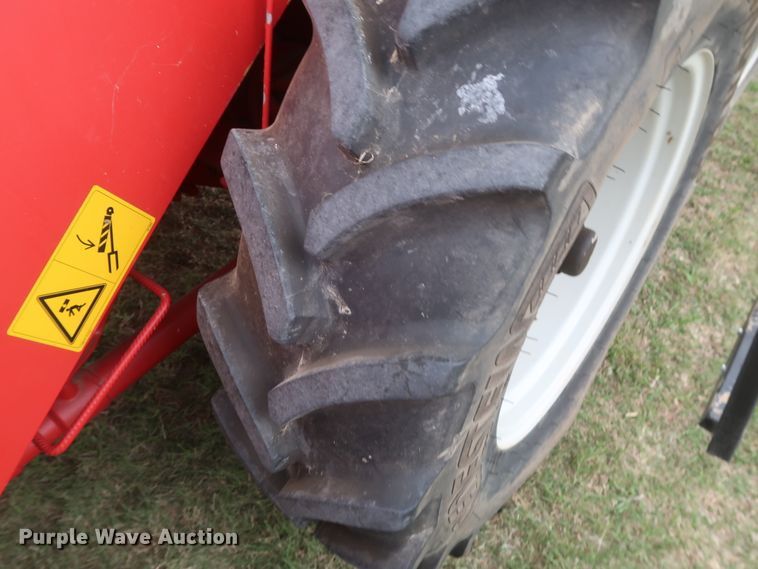 image for item JR9560 2010 Kincaid Sampo Rosenlew 8-XP  combine