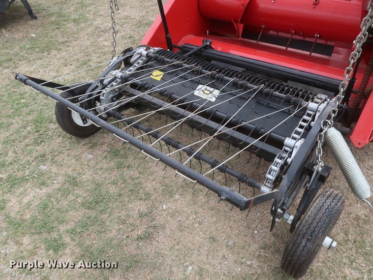 image for item JR9560 2010 Kincaid Sampo Rosenlew 8-XP  combine