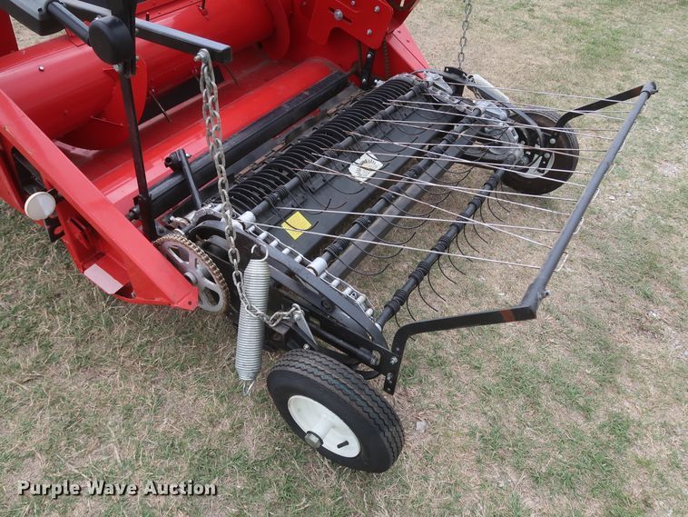 image for item JR9560 2010 Kincaid Sampo Rosenlew 8-XP  combine