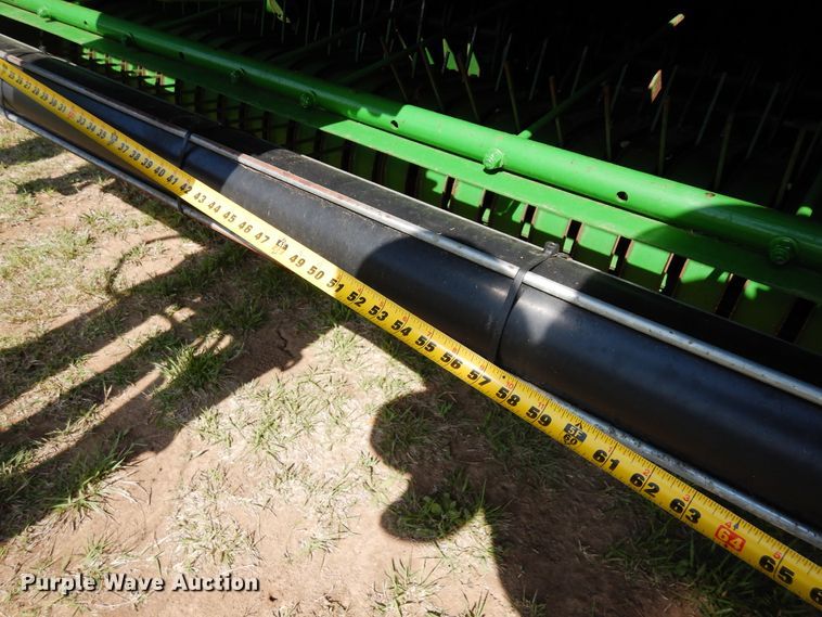 image for item JR9570 2019 John Deere 560R  round baler